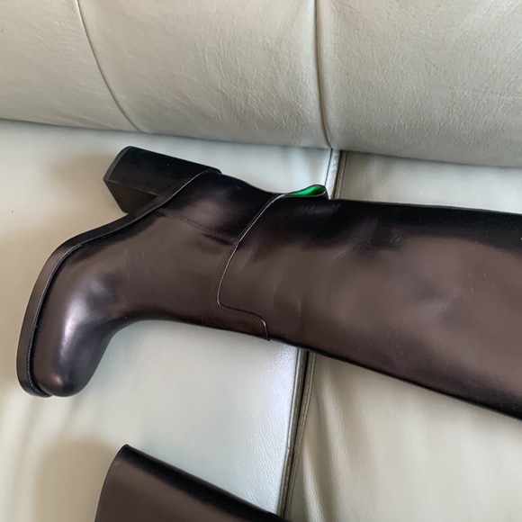 Bottega Veneta Classic Knee High Boot - Picture 4 of 16